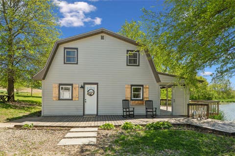 Homes For Sale - 1834 Eaton Avenue<br/> Leighton, IA 50143