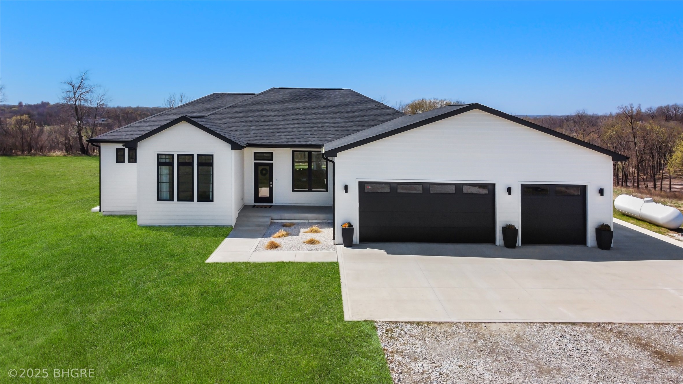 18170 79th Lane, Indianola, Iowa image 1