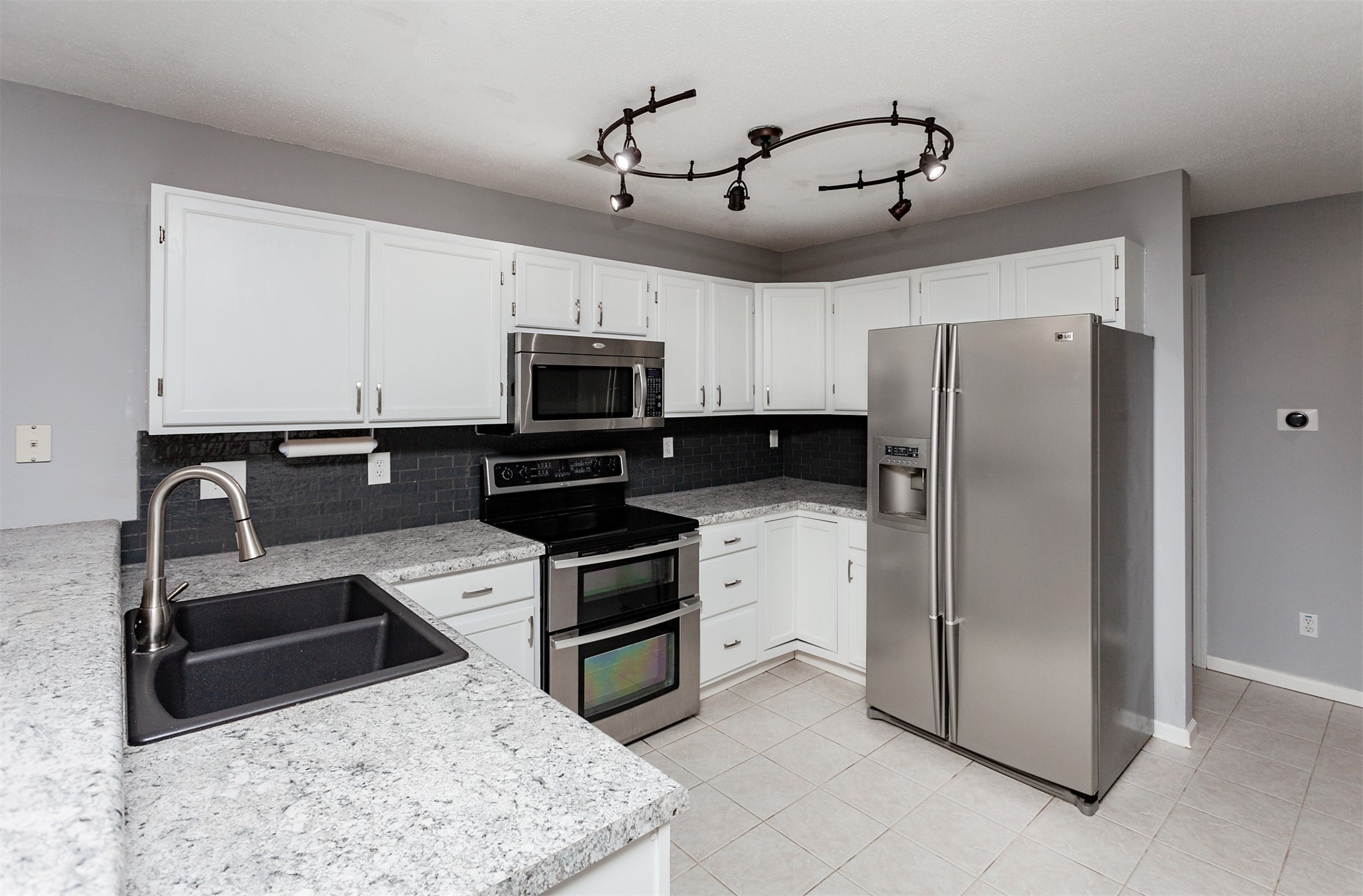 1409 SE Delaware Avenue #9, Ankeny, Iowa image 9