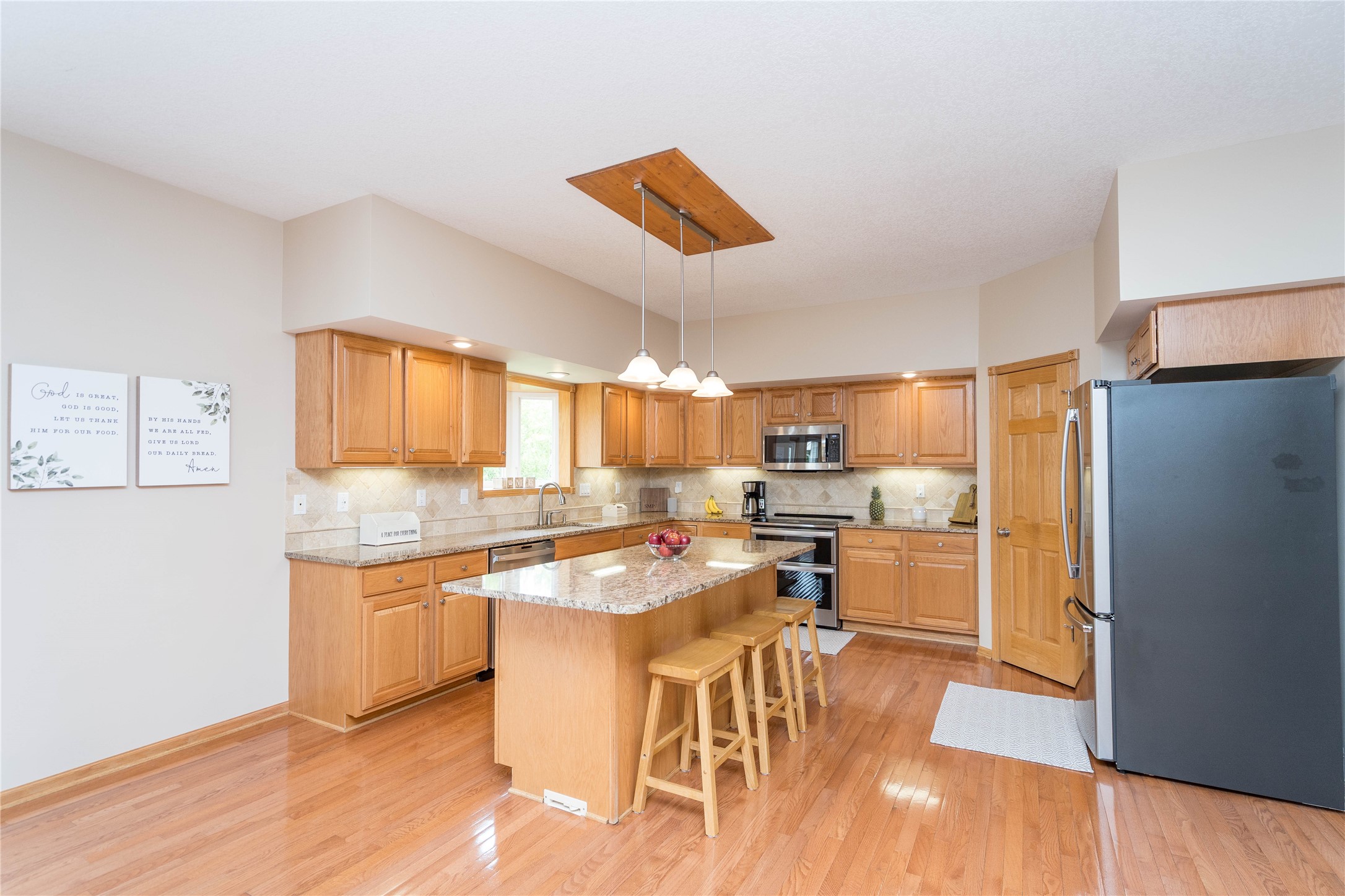 2303 NE Bel Aire Drive, Ankeny, Iowa image 3