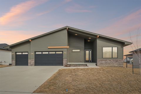 85 NW Alderleaf Drive Waukee IA 50263