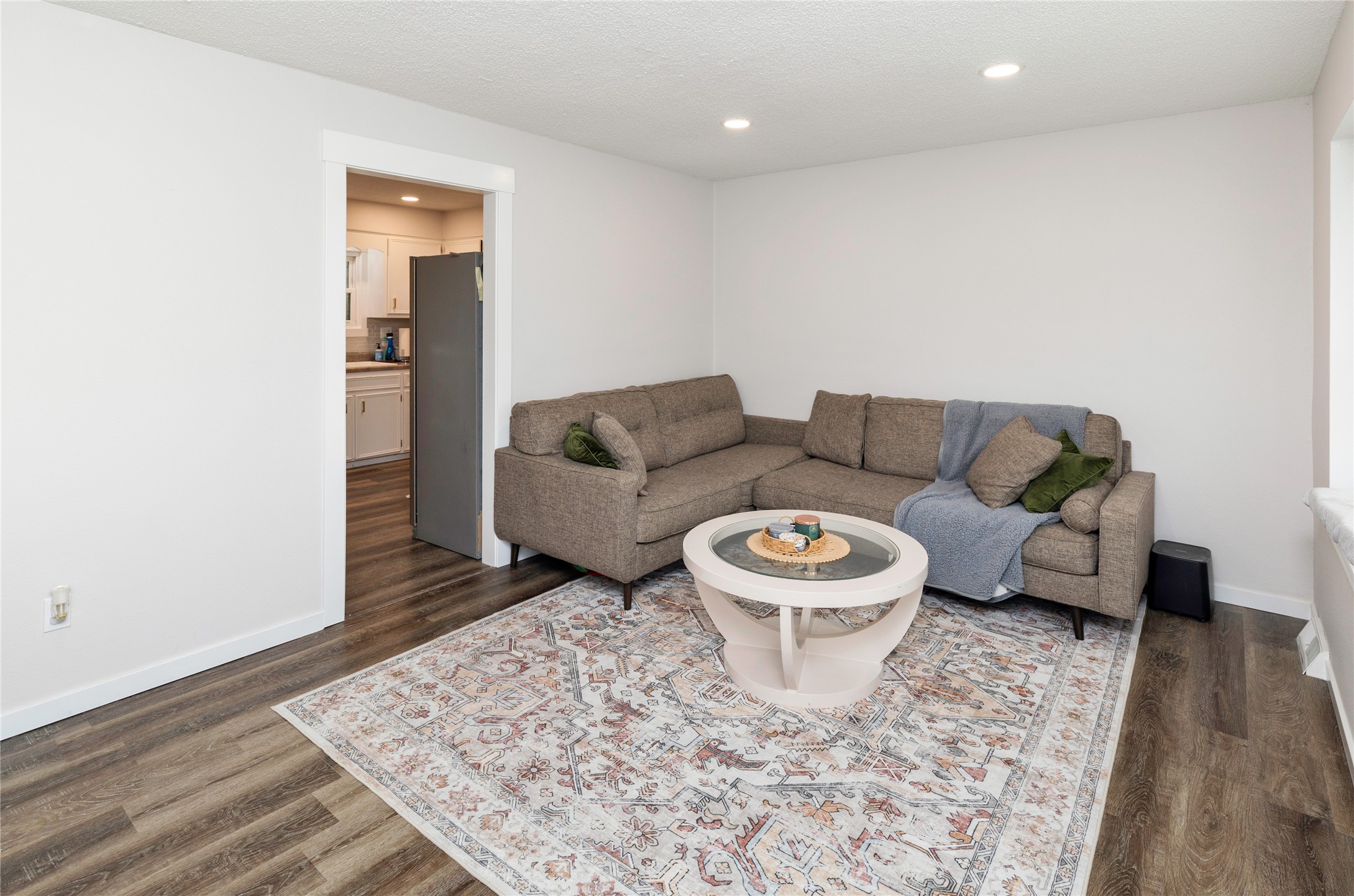 270 N Pleasant Hill Boulevard