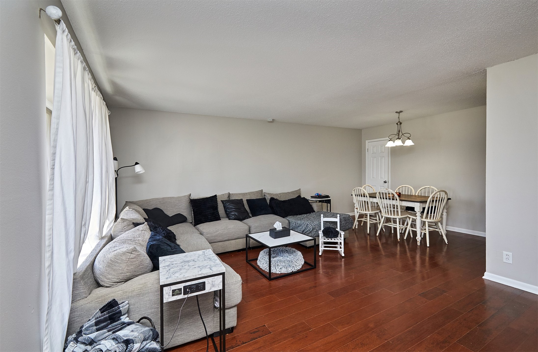 4686 Parkridge Avenue, Pleasant Hill, Iowa image 4