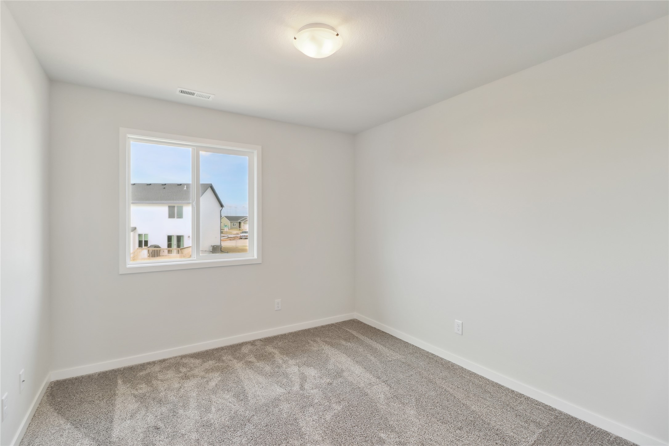 690 NW Rosemont Drive, Waukee, Iowa image 11