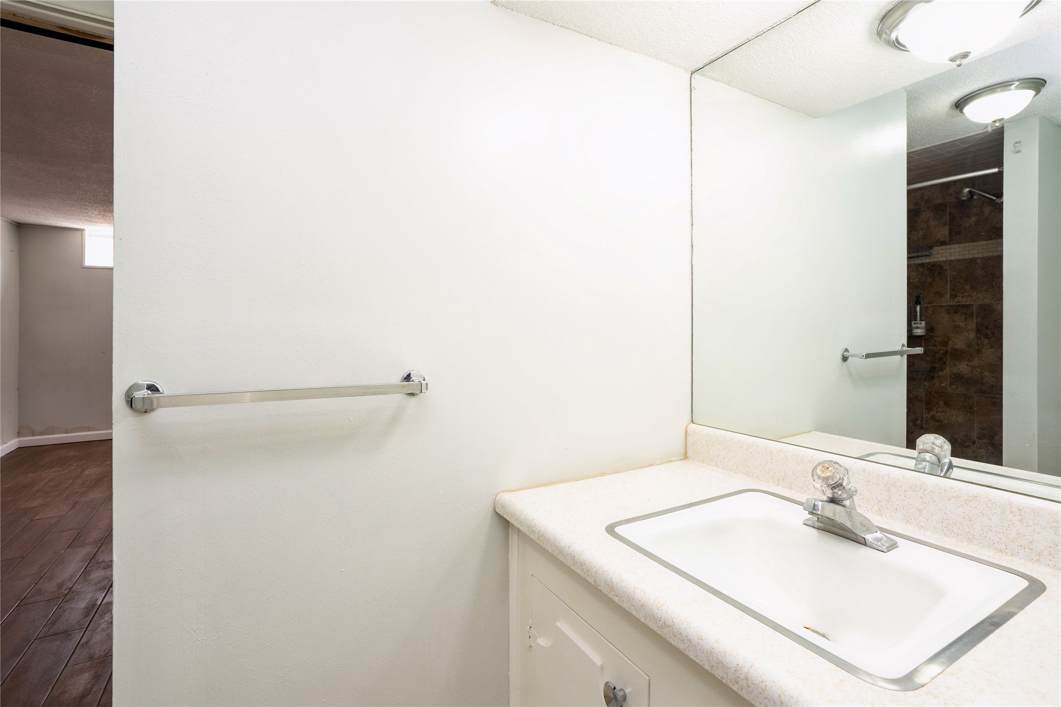 4022 Madison Avenue, Des Moines, Iowa image 14