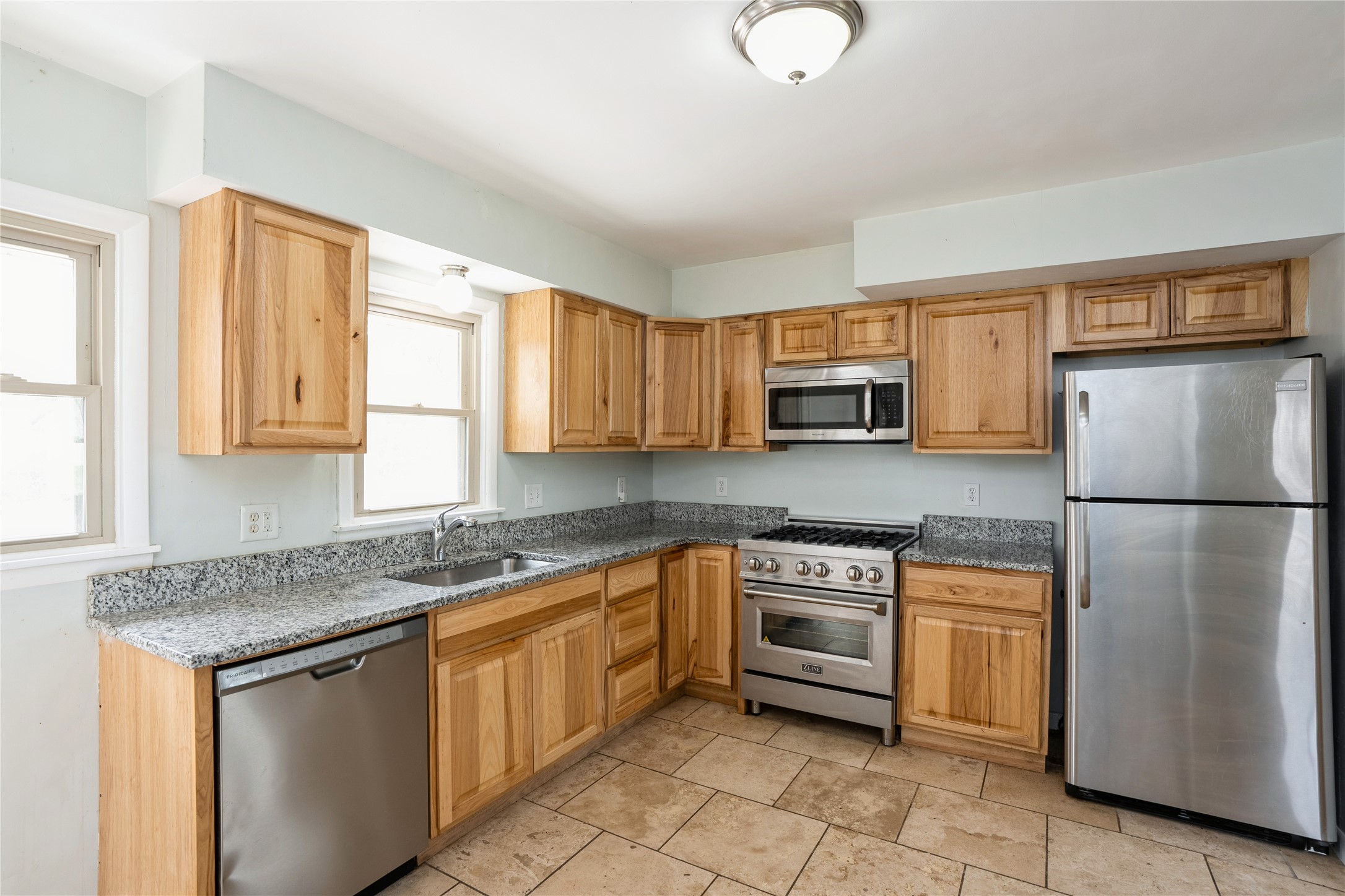 4022 Madison Avenue, Des Moines, Iowa image 4