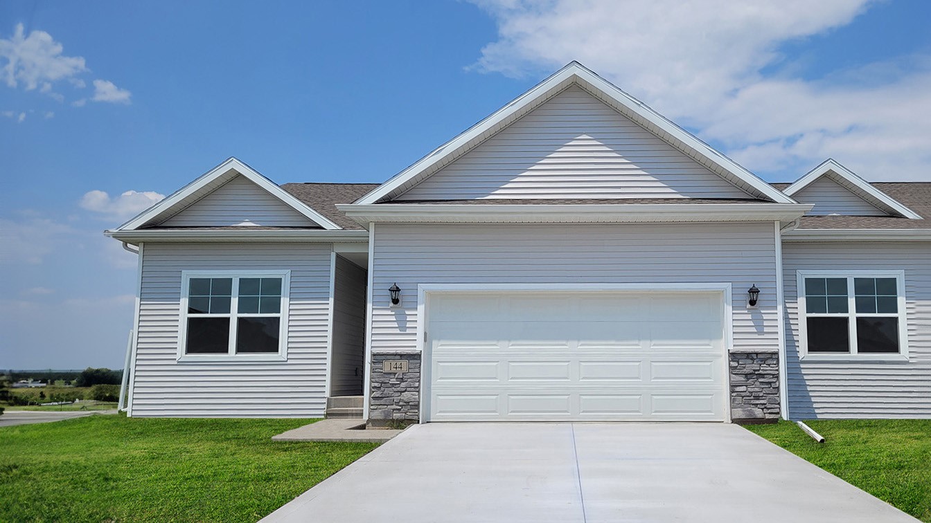 2531 Brook View Drive, Des Moines, Iowa image 1