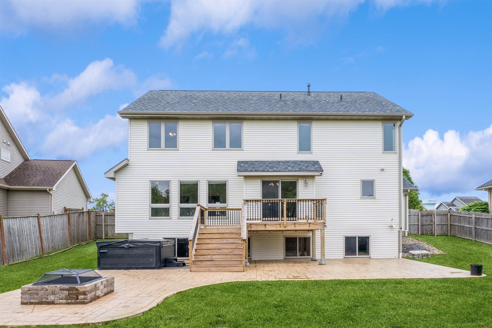 8305 Century Drive, West Des Moines, Iowa image 3