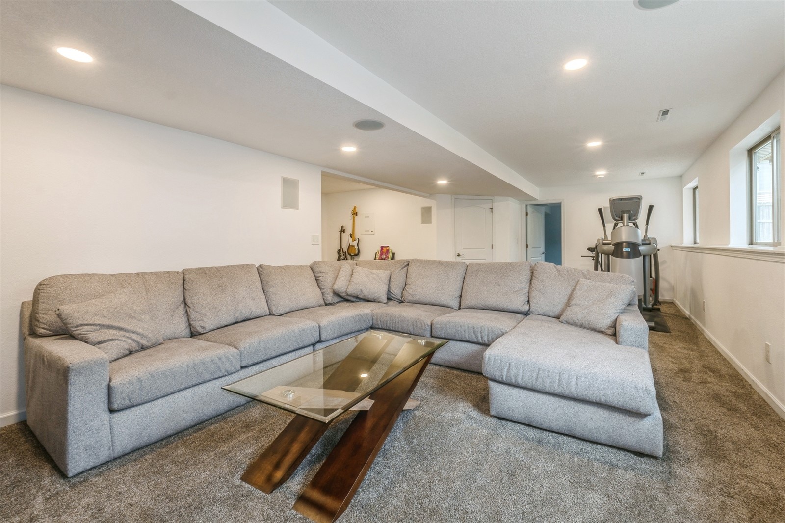 8305 Century Drive, West Des Moines, Iowa image 28