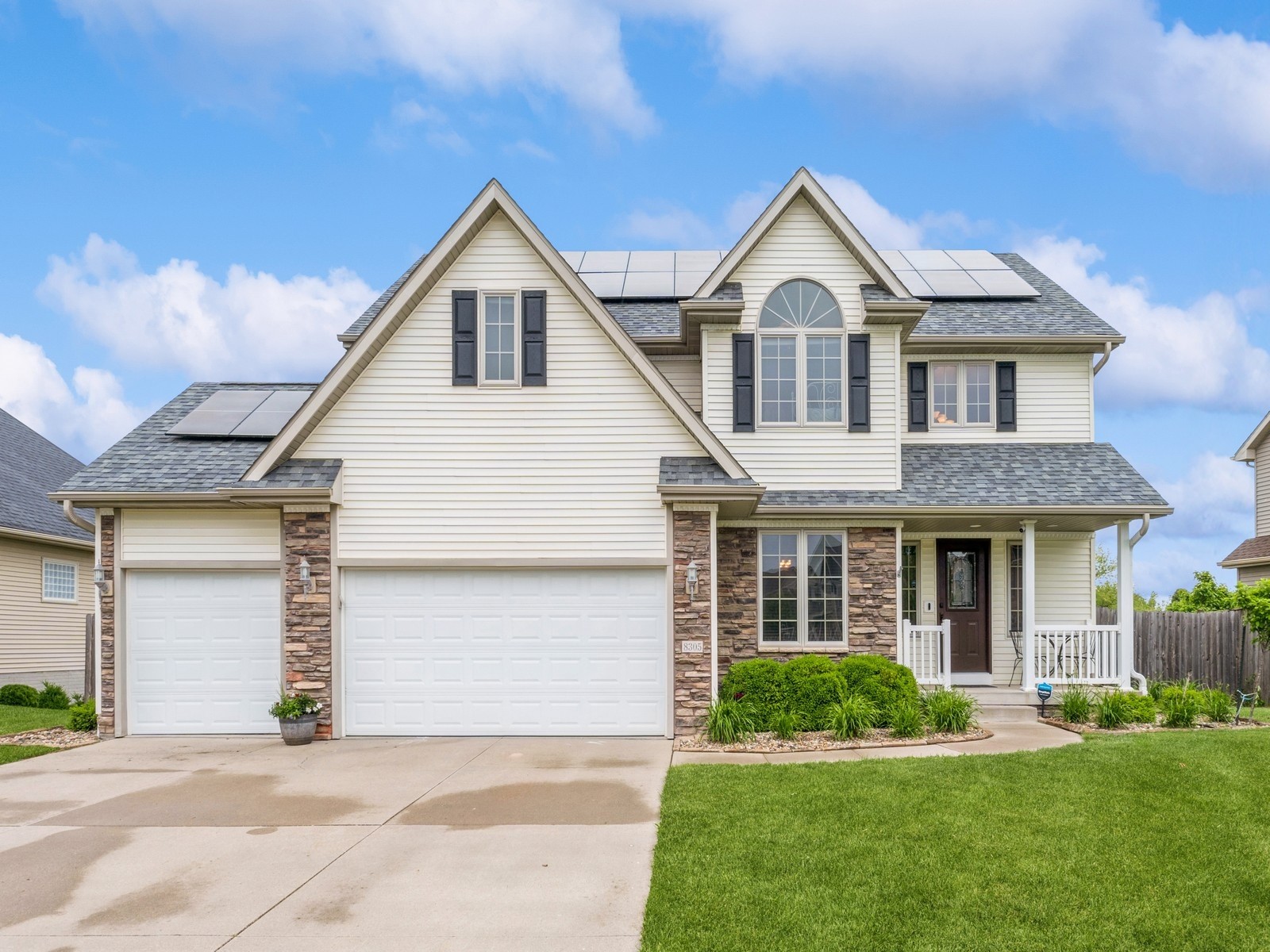 8305 Century Drive, West Des Moines, Iowa image 1