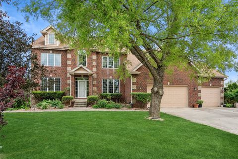 Homes For Sale - 15104 Goodman Drive<br/> Dallas County, Urbandale, IA 50323