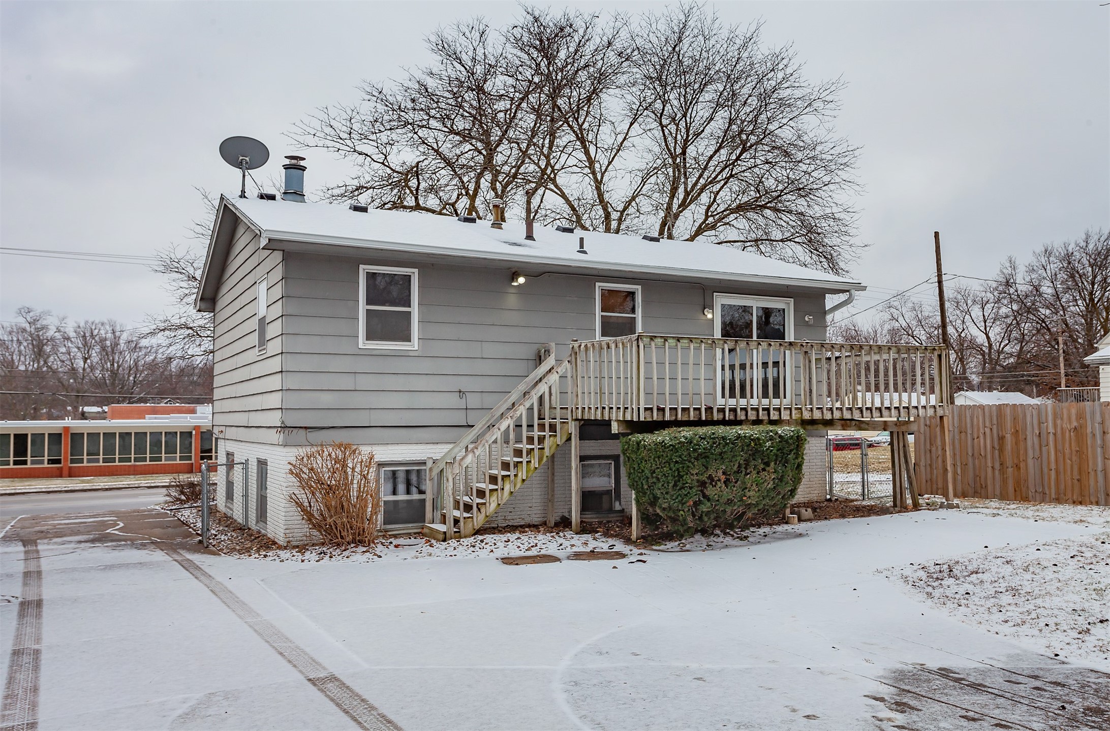 5111 Douglas Avenue, Des Moines, Iowa image 32