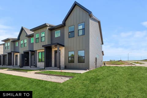 Condo For Sale - 917 Percheron Lane<br/> Warren County, Norwalk, IA 50211