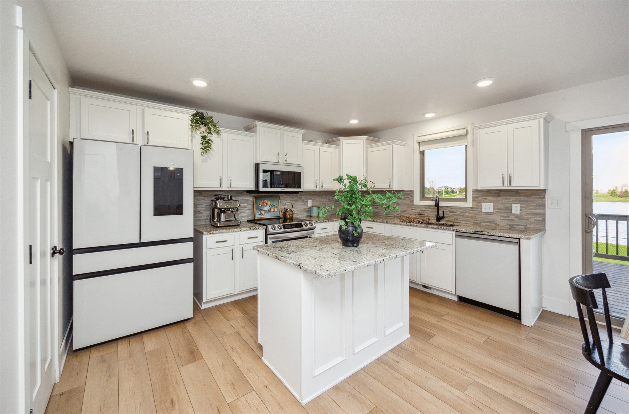 655 NE Badger Lane, Waukee, Iowa image 9