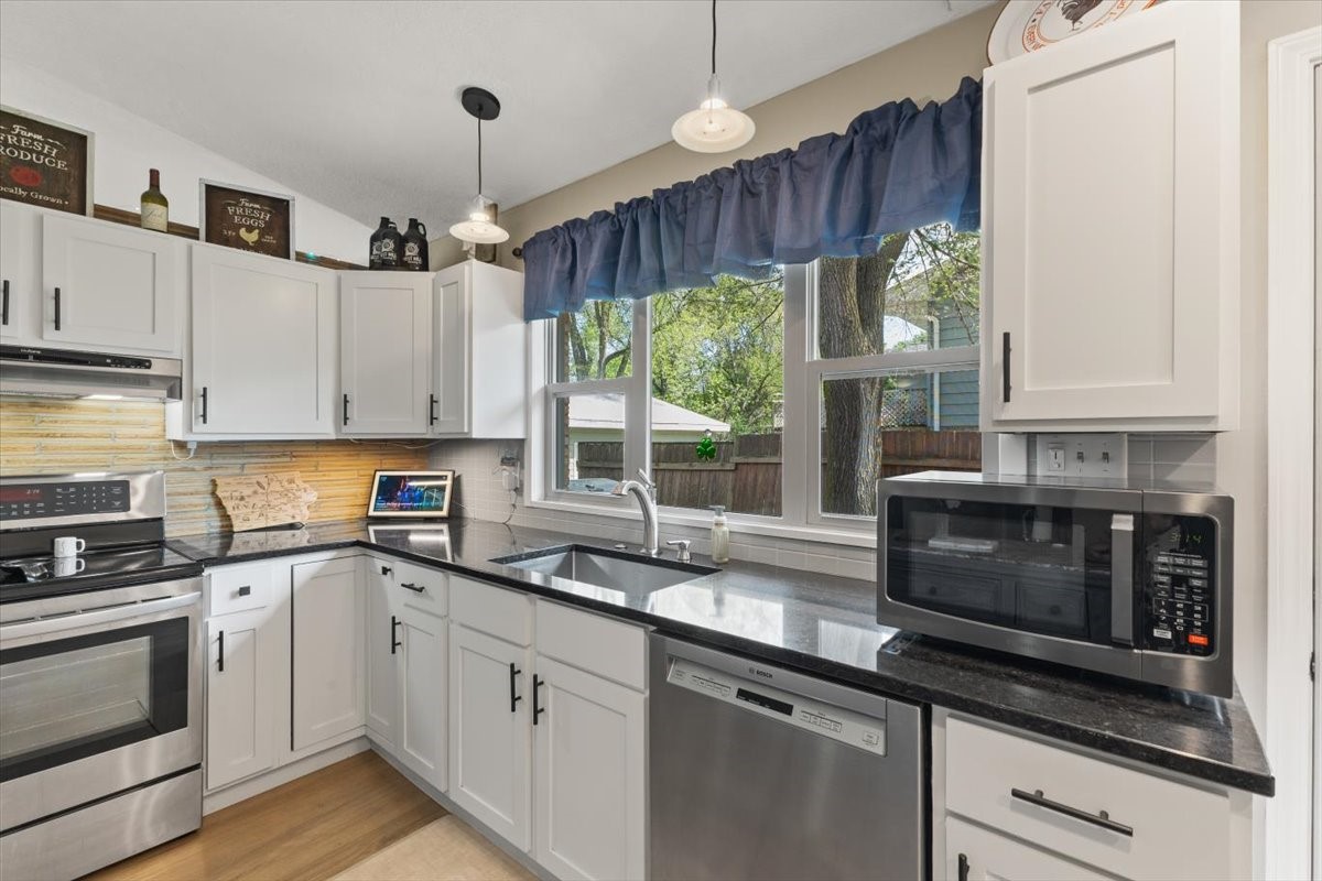 4009 SW 26th Street, Des Moines, Iowa image 14
