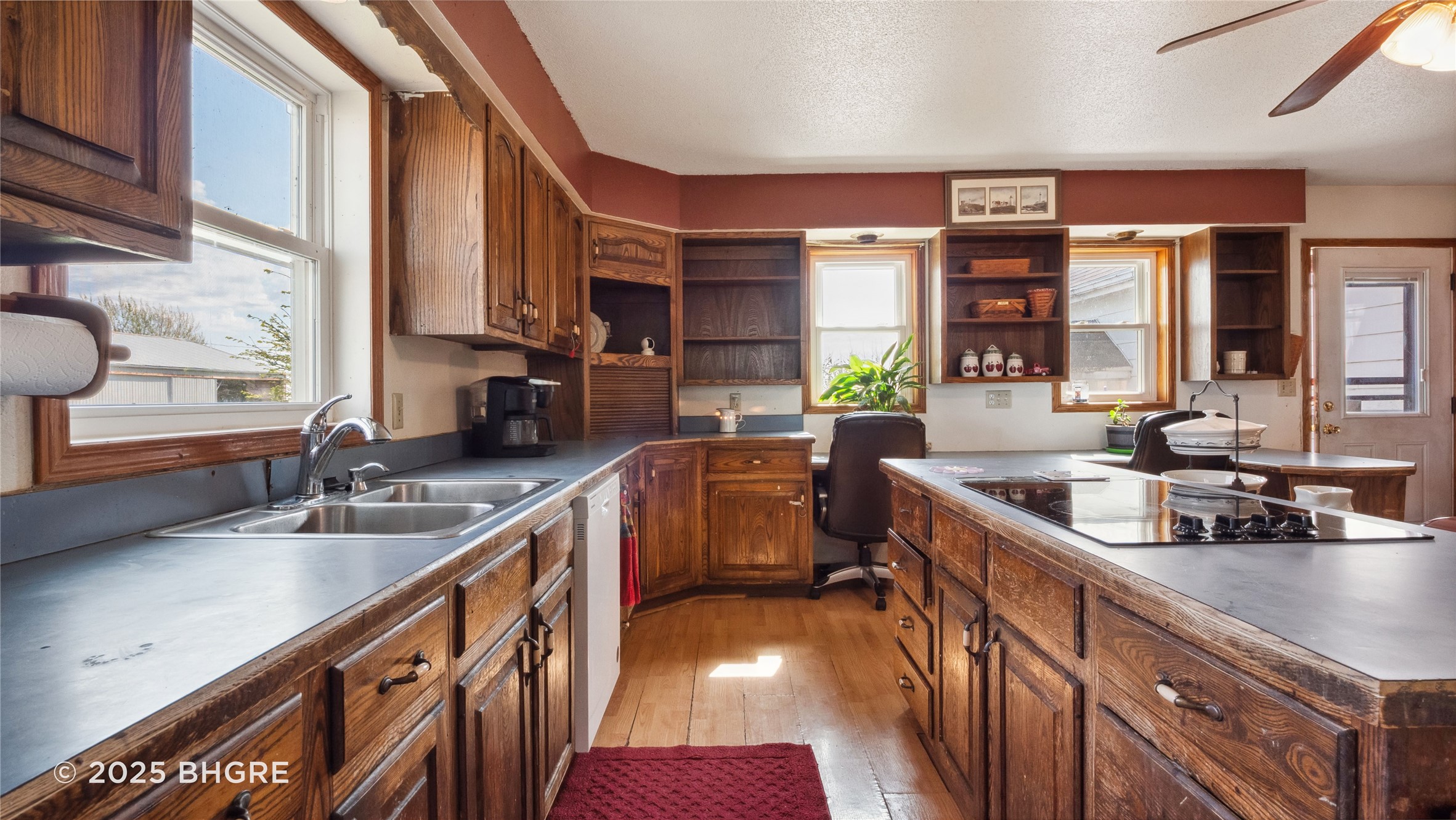 5552 W 68th Street, Colfax, Iowa image 10