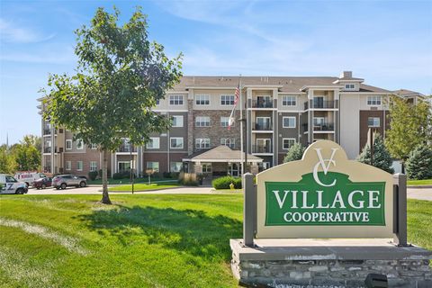 Condo For Sale - 845 S 60th Street #402<br/> West Des Moines, IA 50266