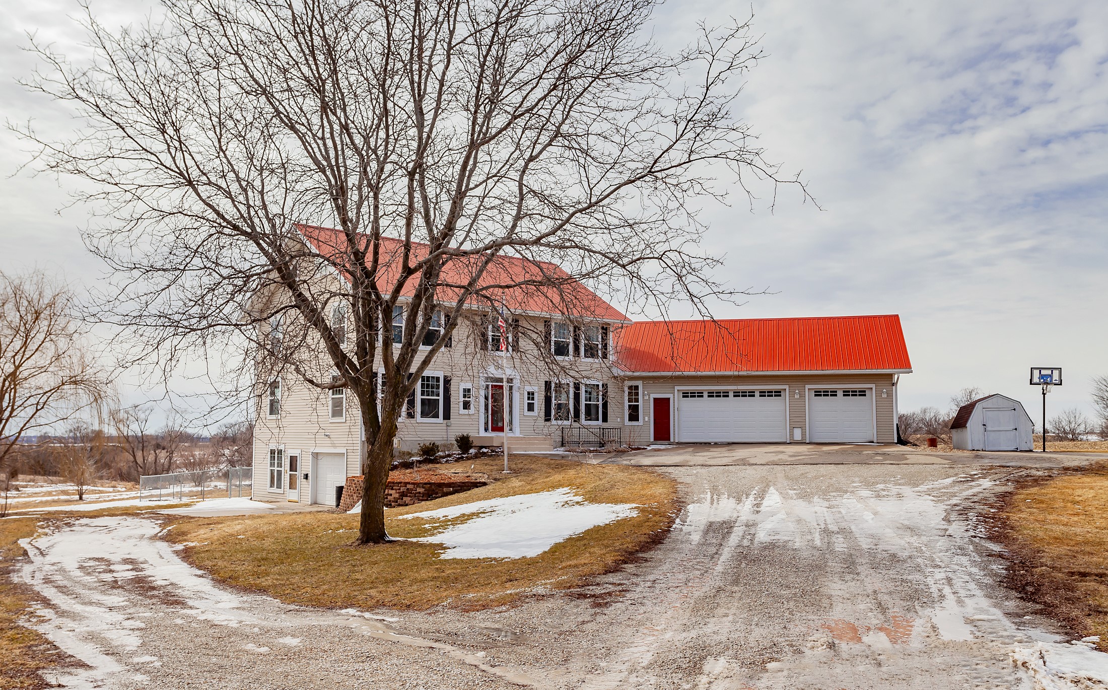1005 S Y Street, Indianola, Iowa image 2