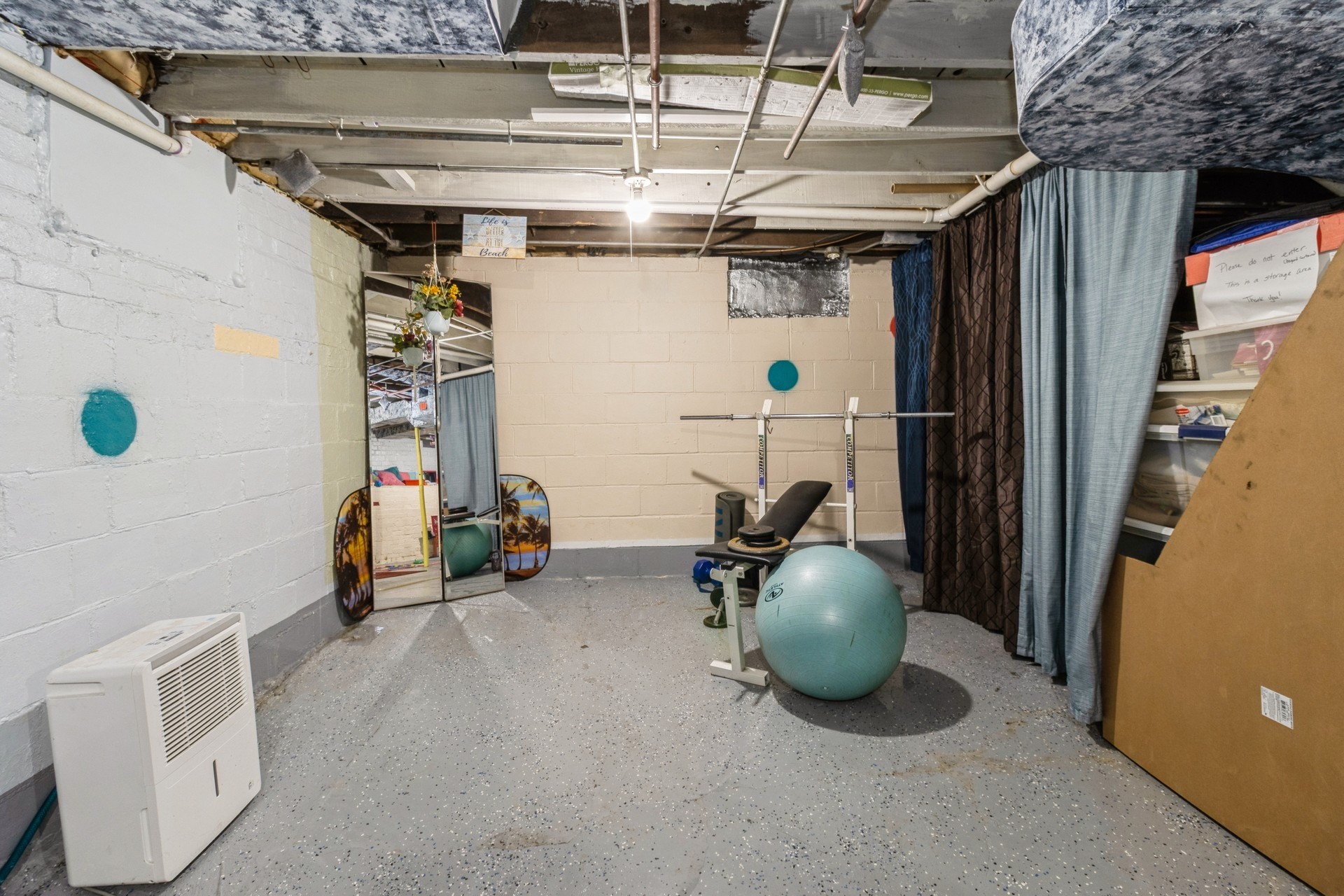 Des Moines, Iowa 50314, United States, 3 Bedrooms Bedrooms, ,1 BathroomBathrooms,Residential,Active,173656