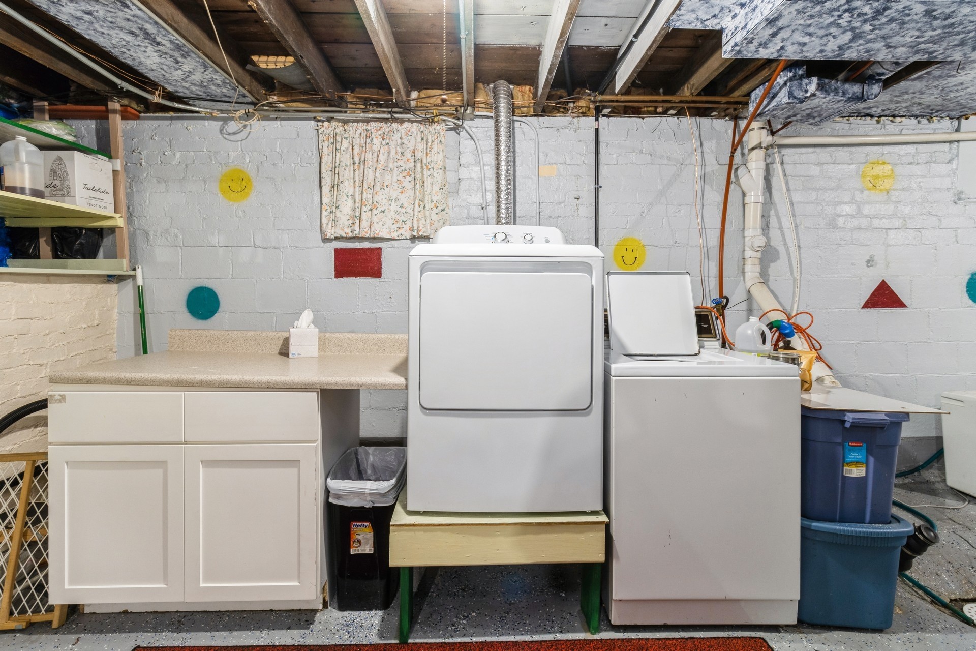 Des Moines, Iowa 50314, United States, 3 Bedrooms Bedrooms, ,1 BathroomBathrooms,Residential,Active,173656