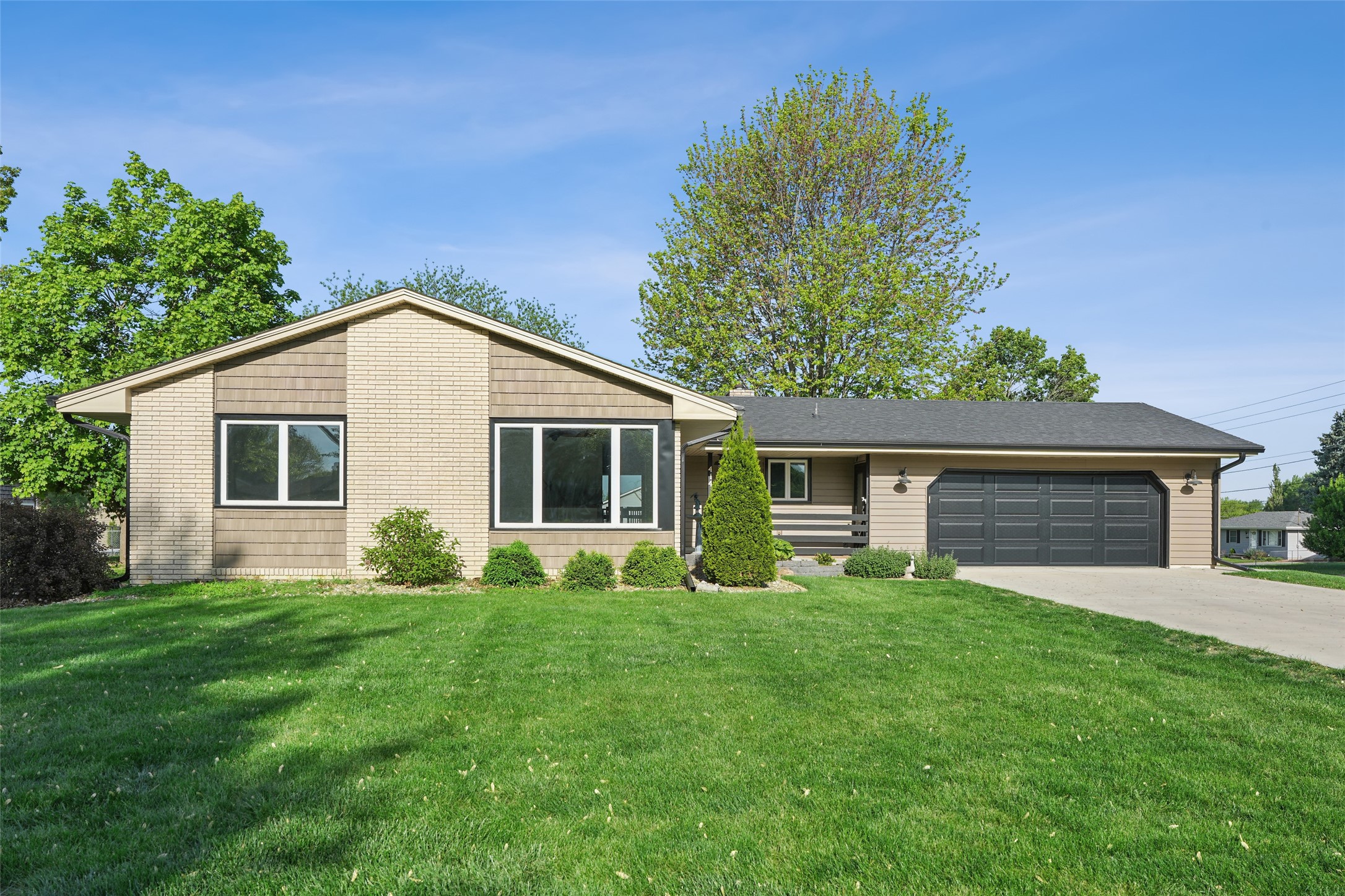414 Prairie Drive, Monroe, Iowa image 1
