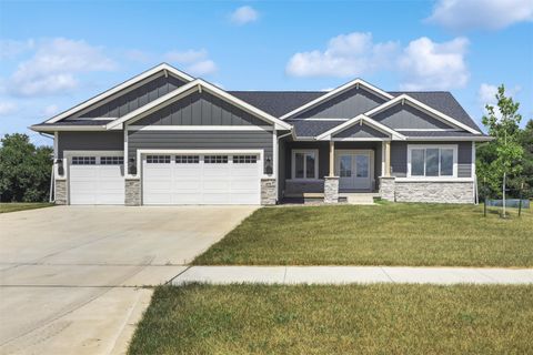 475 SE Walnut Woods Drive West Des Moines IA 50265