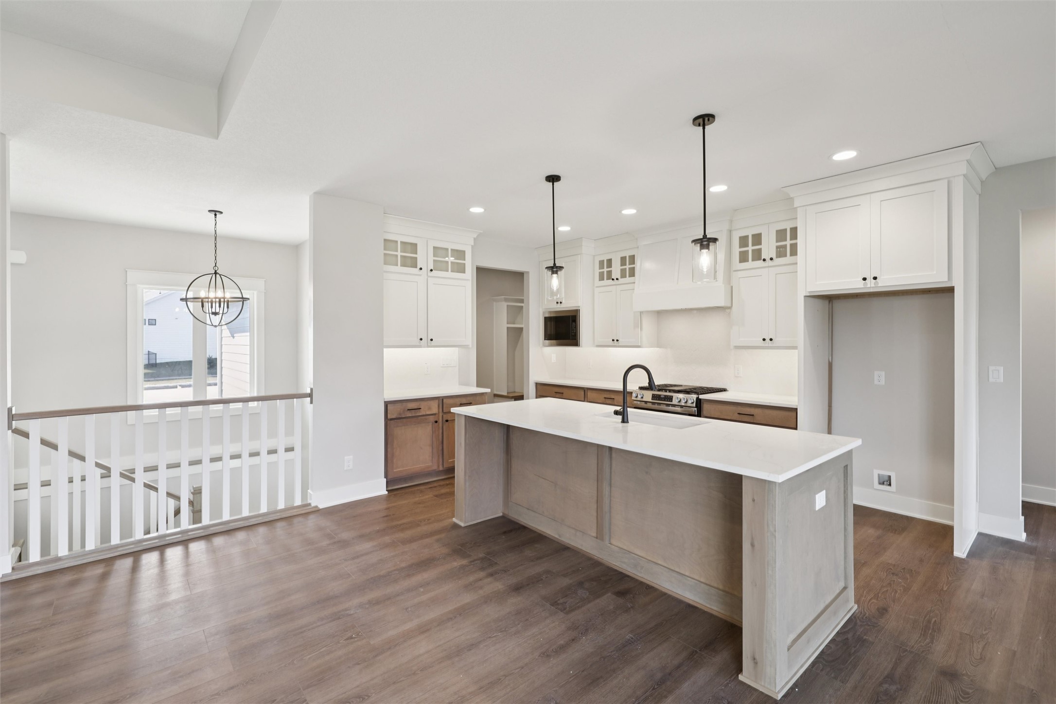 475 SE Walnut Woods Drive