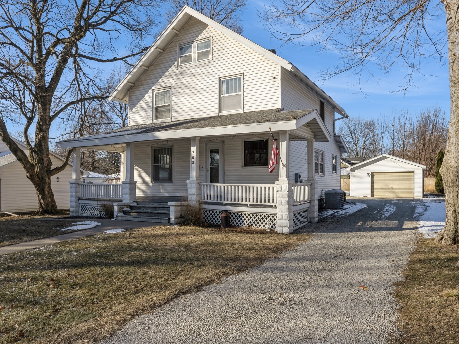 708 N 4th Avenue, Winterset, Iowa image 1