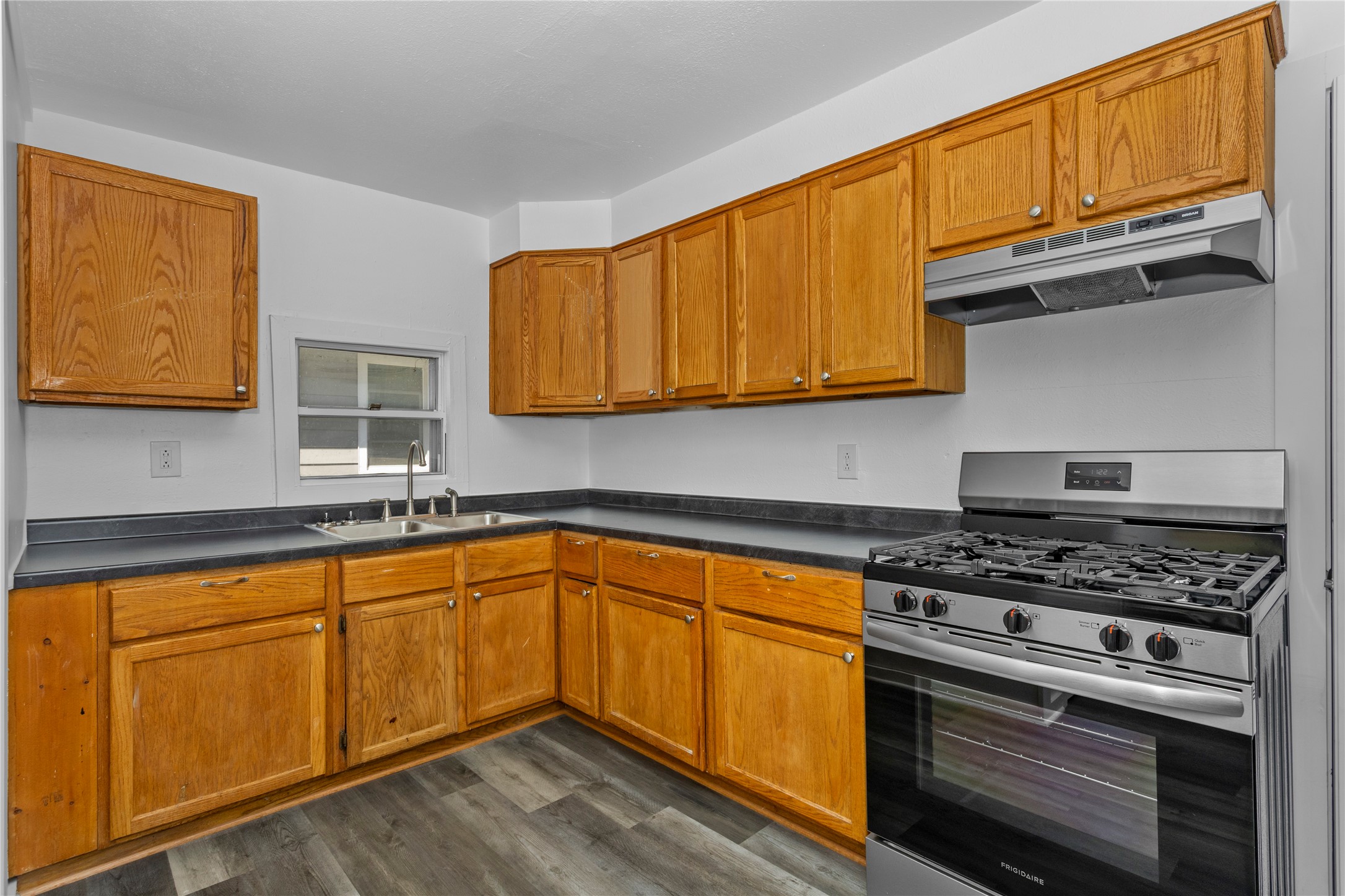 2204 Capitol Avenue, Des Moines, Iowa image 21