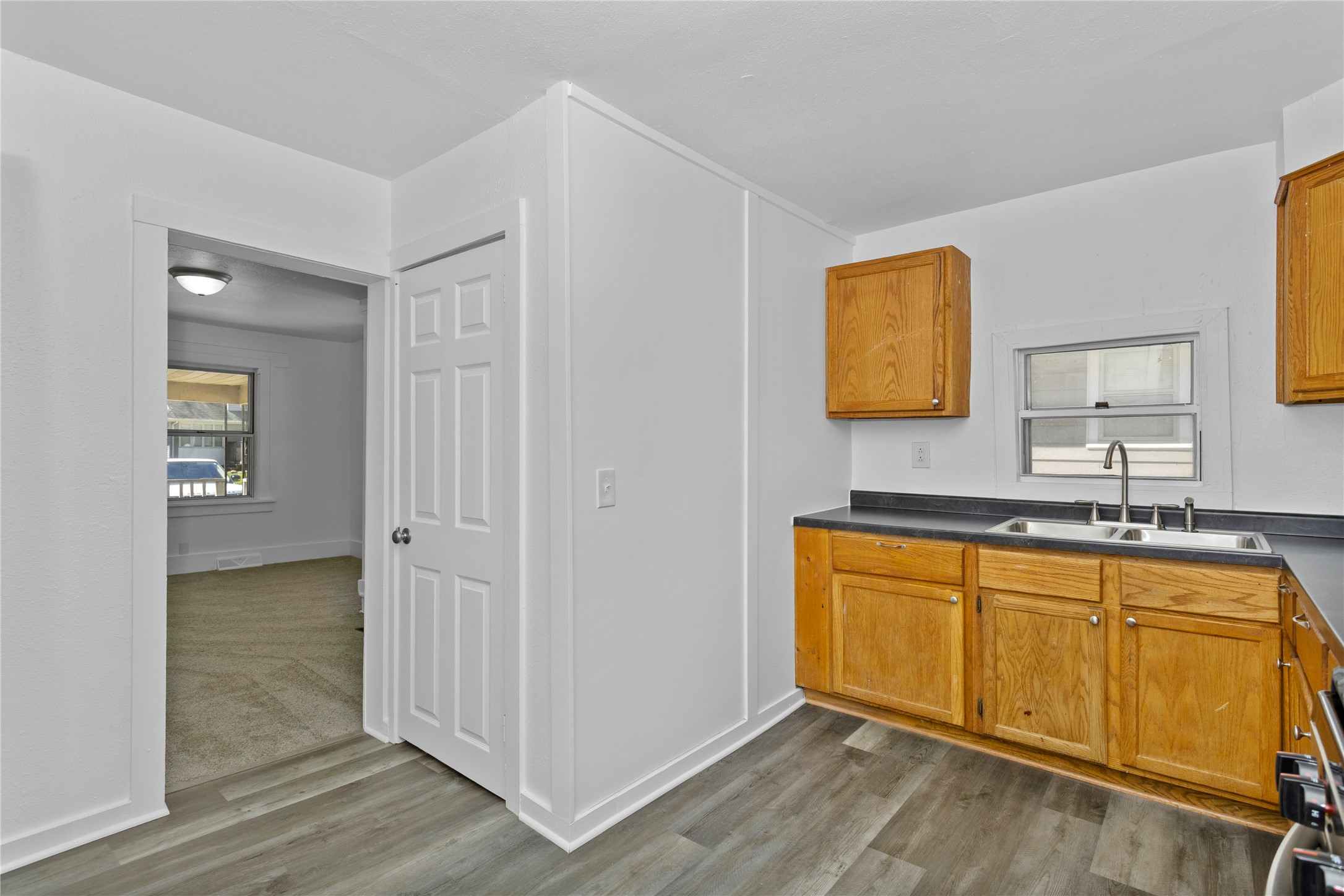 2204 Capitol Avenue, Des Moines, Iowa image 22