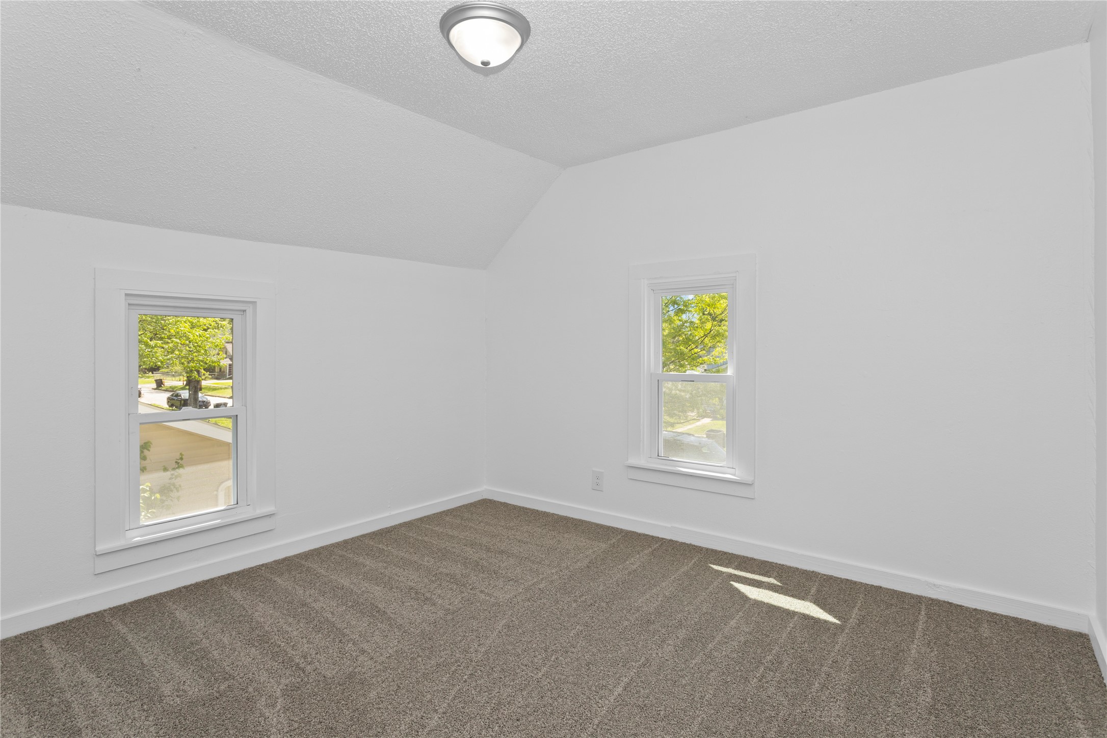 2204 Capitol Avenue, Des Moines, Iowa image 16
