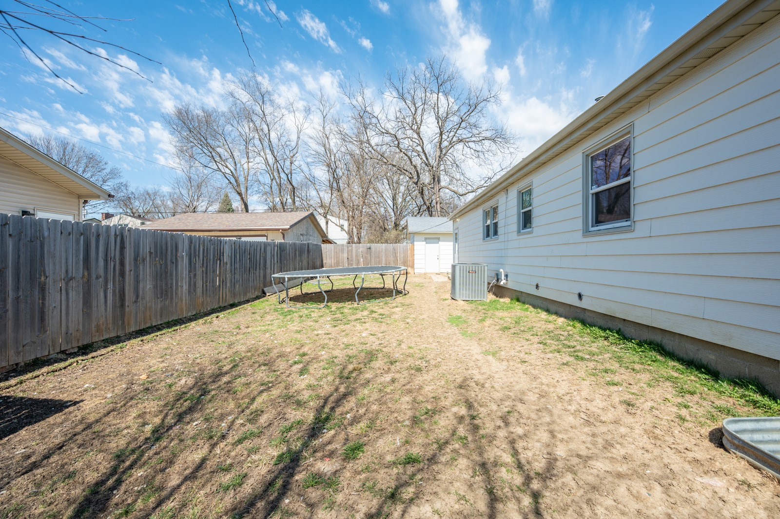 8112 Suncrest Drive, Des Moines, Iowa image 16