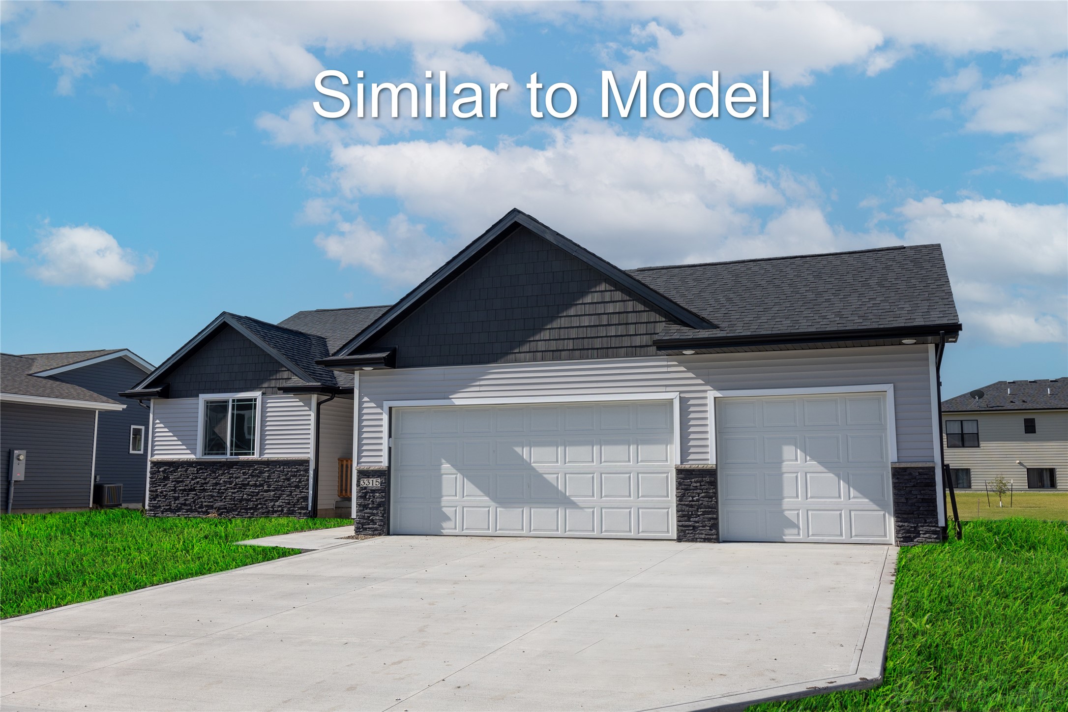 1440 Werthman Drive, Waukee, Iowa image 2