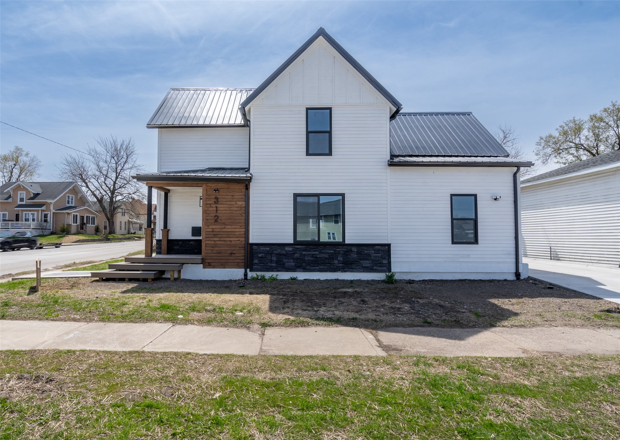 312 N 3rd Avenue, Marshalltown, Iowa image 1