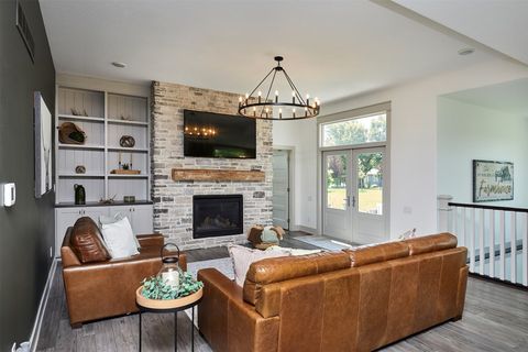 10792 NW 111th Avenue Granger IA 50109