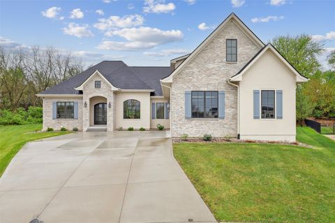 73 Myles Court Waukee IA 50263