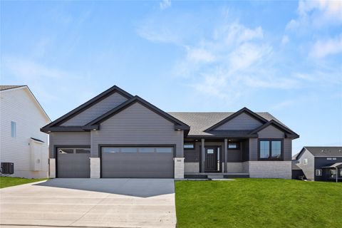 Homes For Sale - 350 NW Ashley Avenue<br/> Waukee, IA 50263