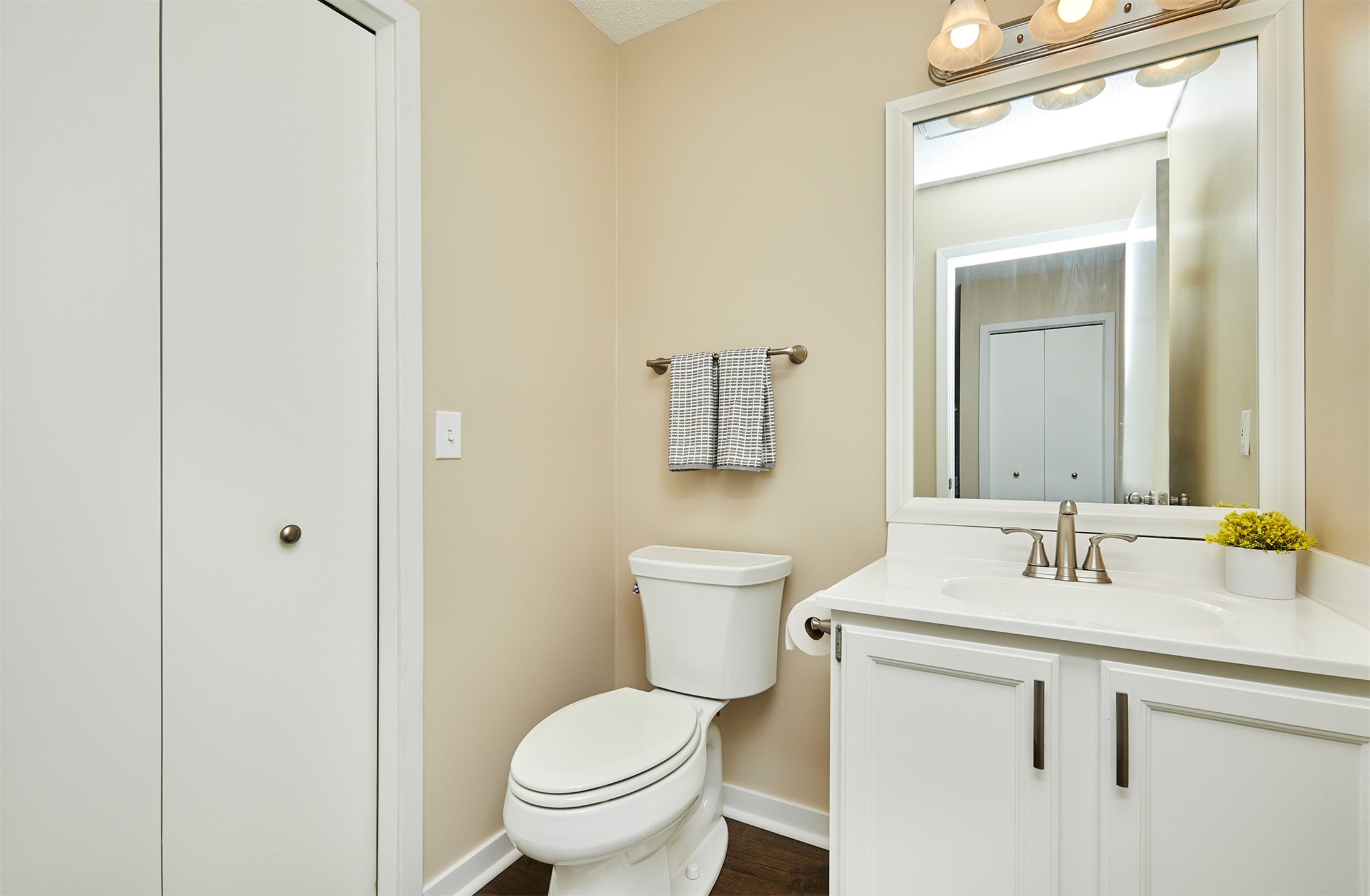 1050 68th Street #8, West Des Moines, Iowa image 14