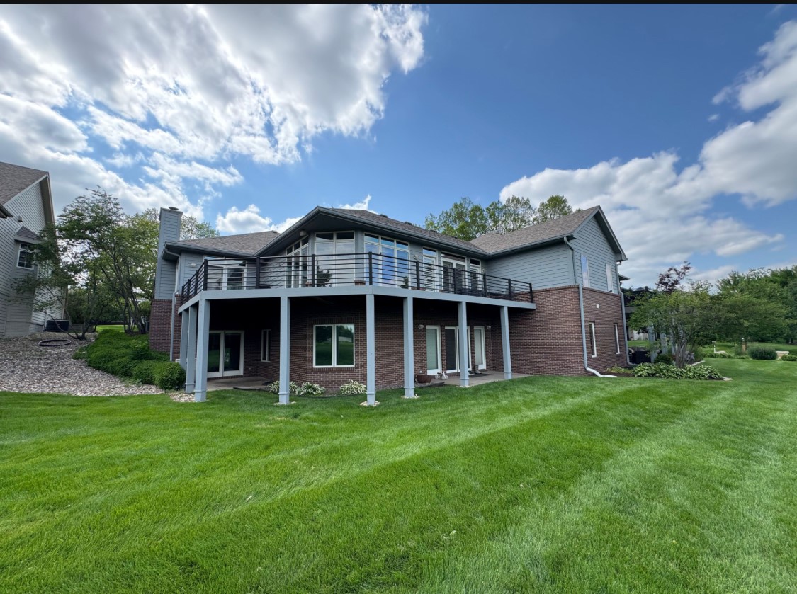 1214 Glen Oaks Drive