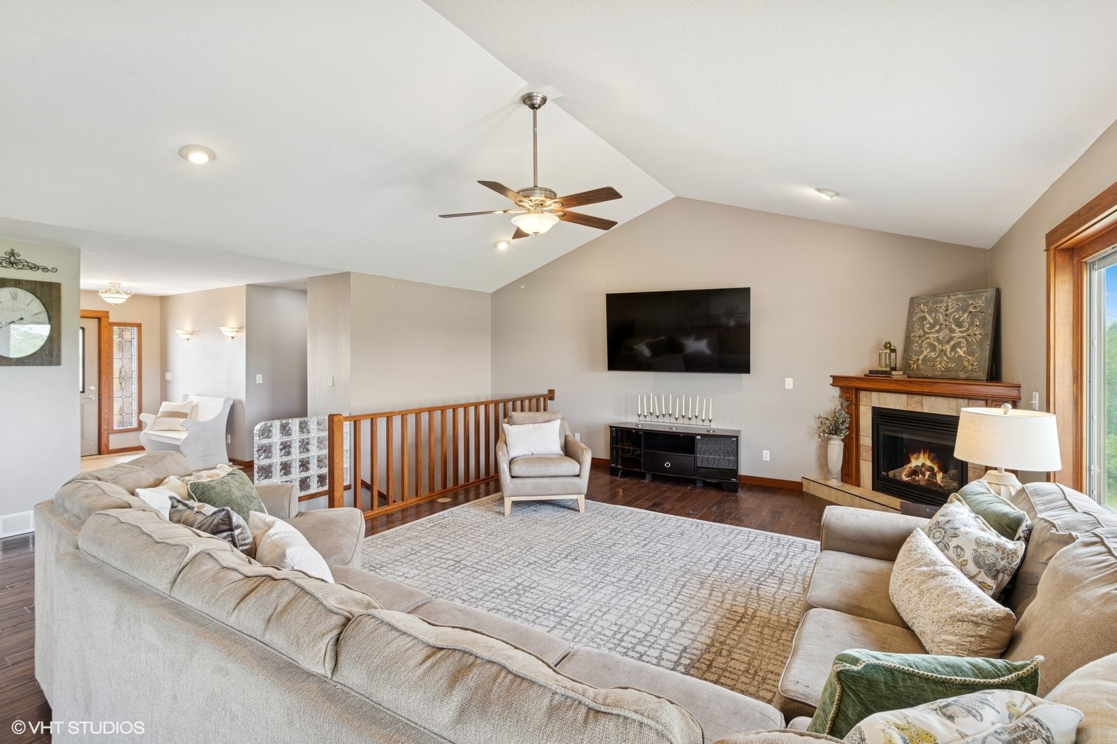 1191 Illinois Drive, Knoxville, Iowa image 5