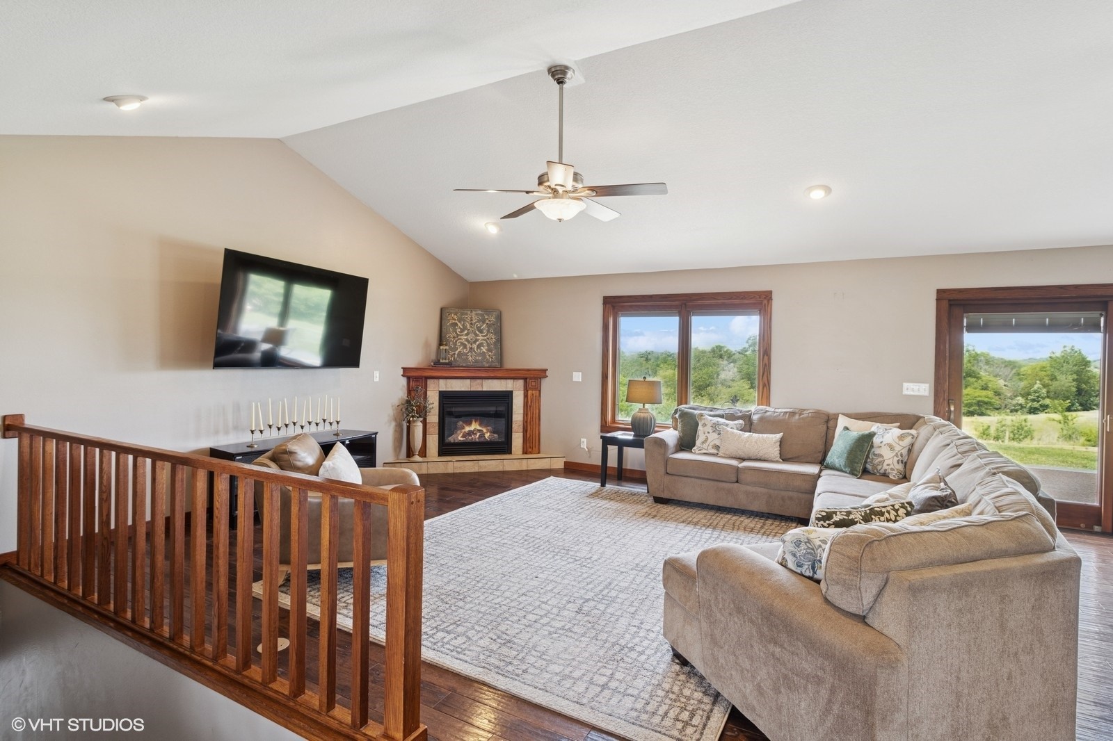 1191 Illinois Drive, Knoxville, Iowa image 4