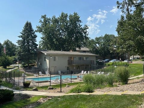 Condo For Sale - 9527 University Avenue #15<br/> Clive, IA 50325
