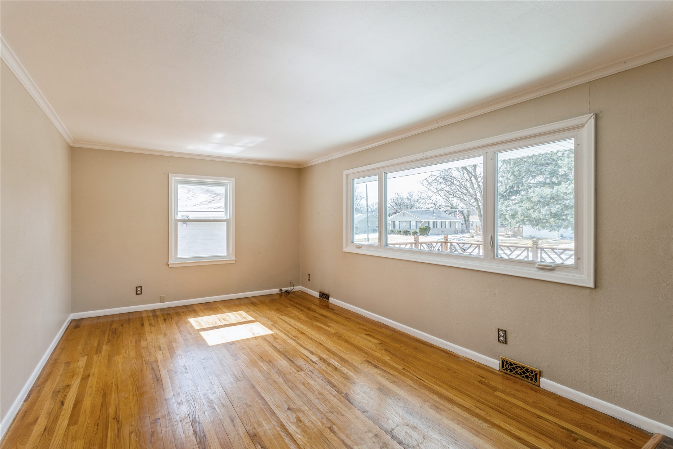 709 21st Street, West Des Moines, Iowa image 3