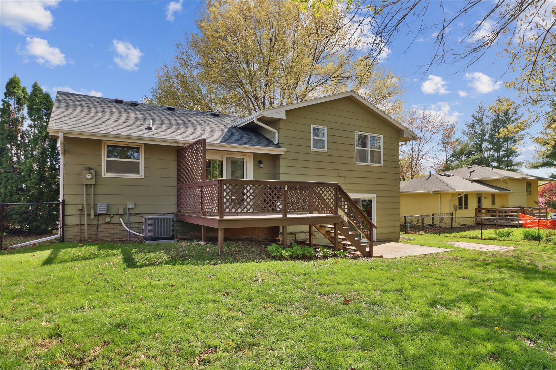 1220 E Franklin Avenue, Indianola, Iowa image 2