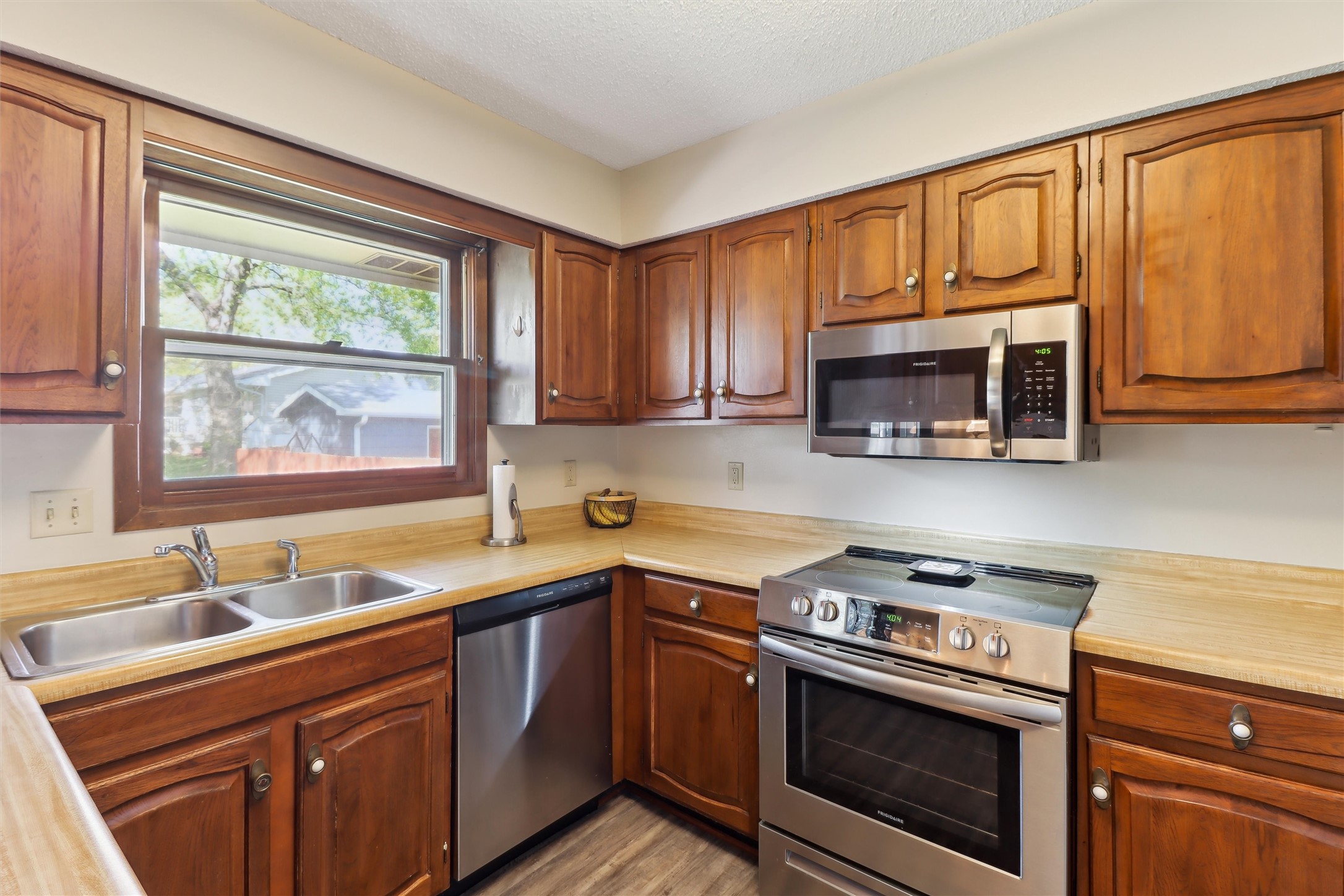 1220 E Franklin Avenue, Indianola, Iowa image 12