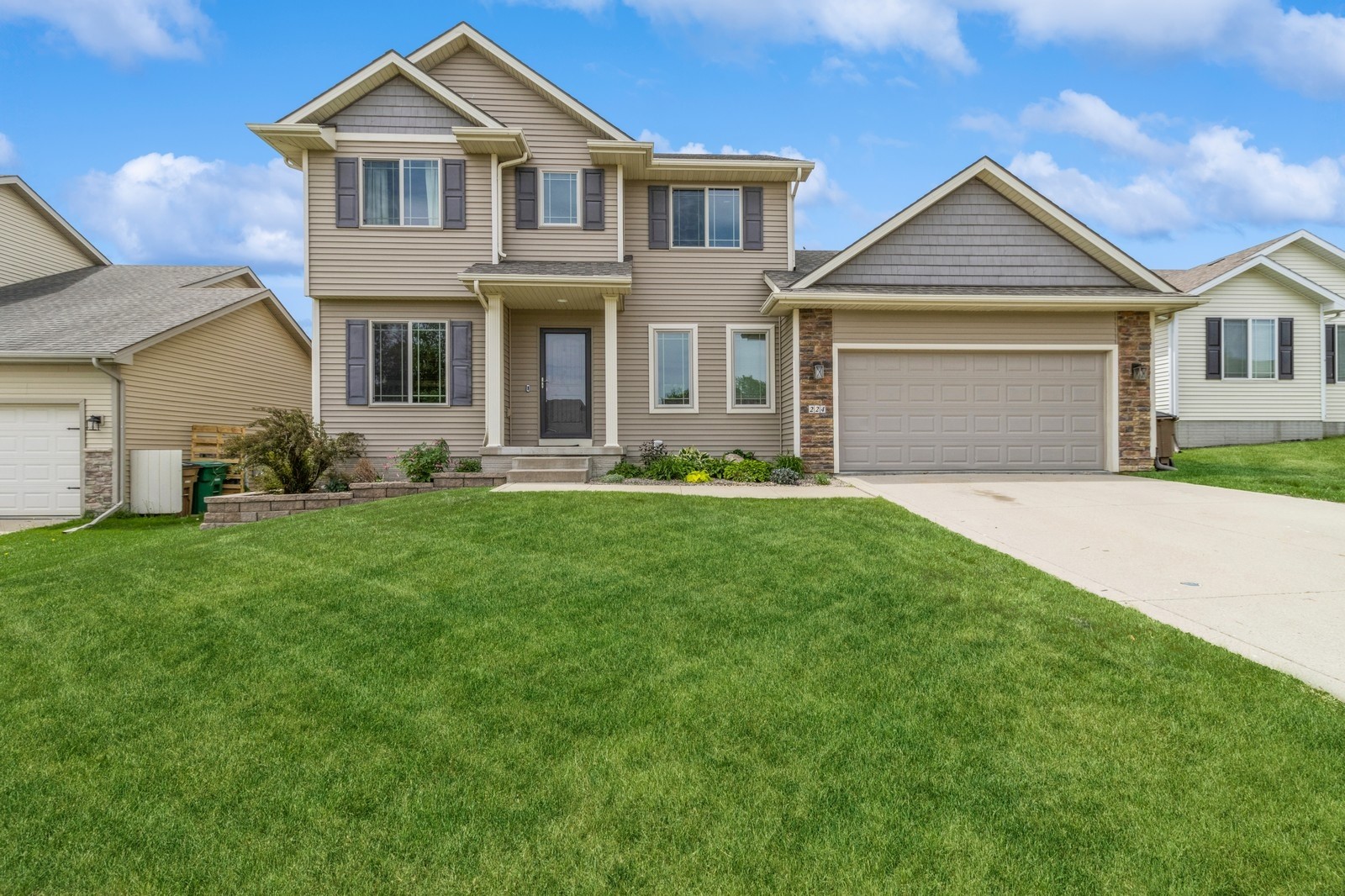 224 Elm Avenue, Norwalk, Iowa image 1