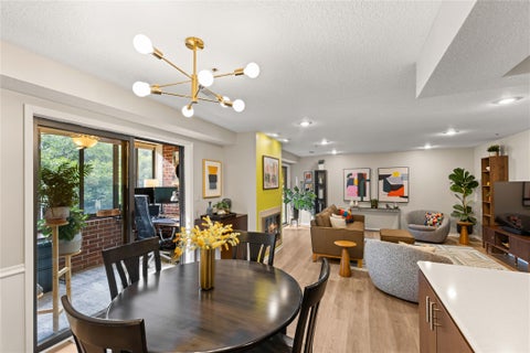 Condo For Sale - 2880 Grand Avenue #507<br/> Des Moines, IA 50312