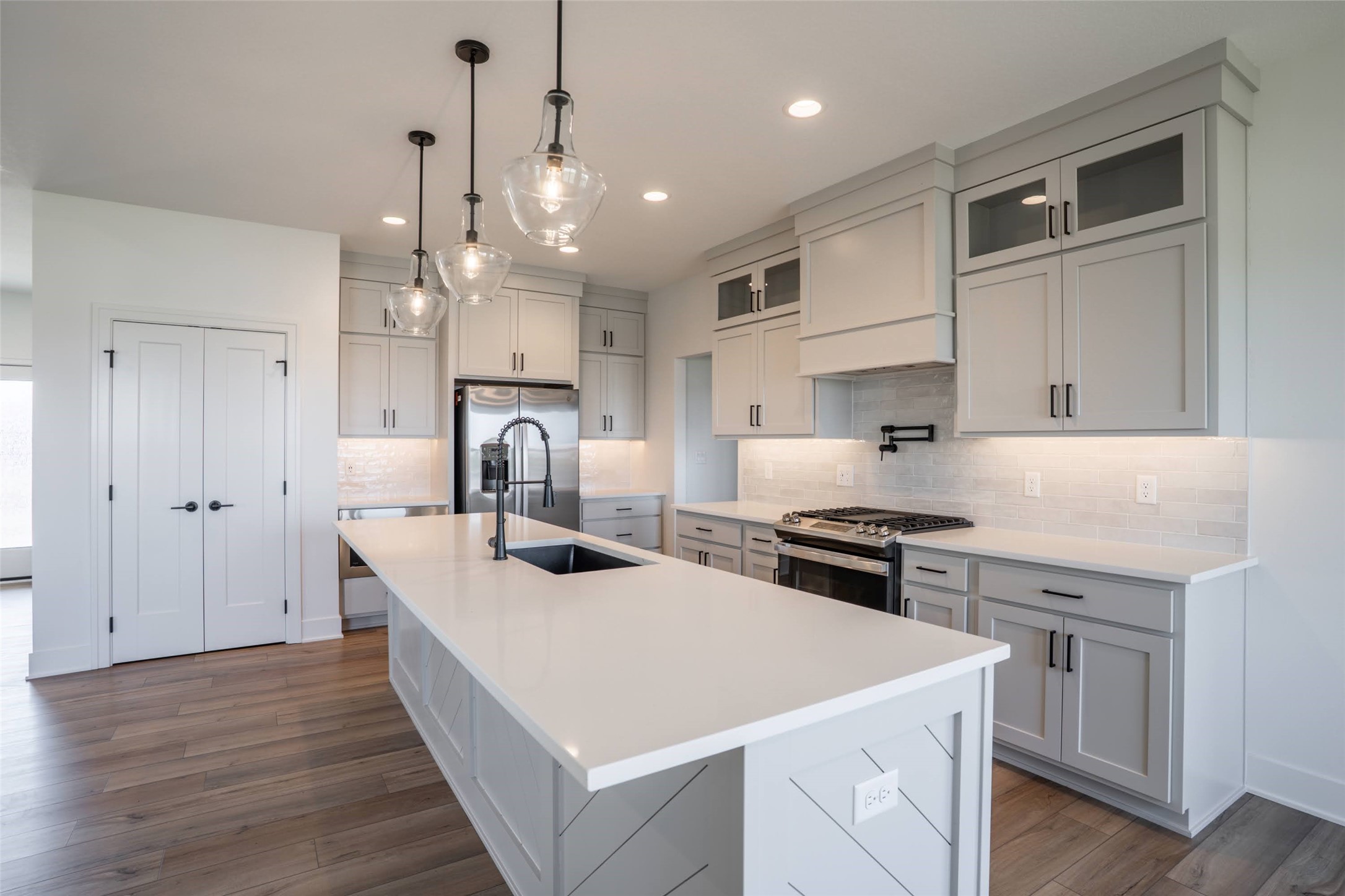 3963 Westgate Parkway