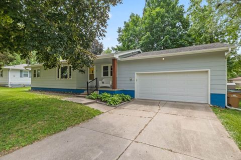 410 4th Street NW Mitchellville IA 50169