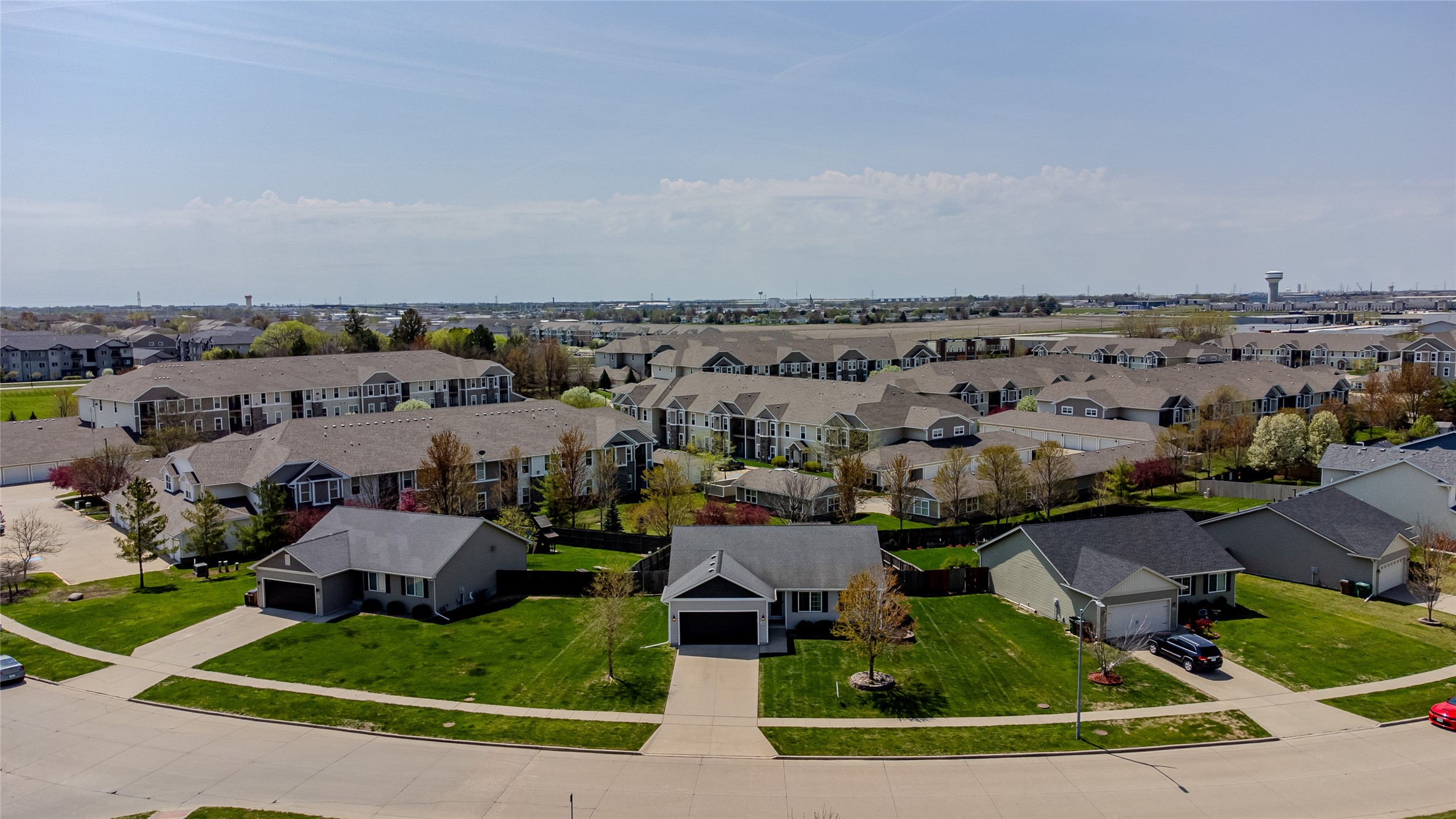 10308 Catalina Drive, Johnston, Iowa image 27